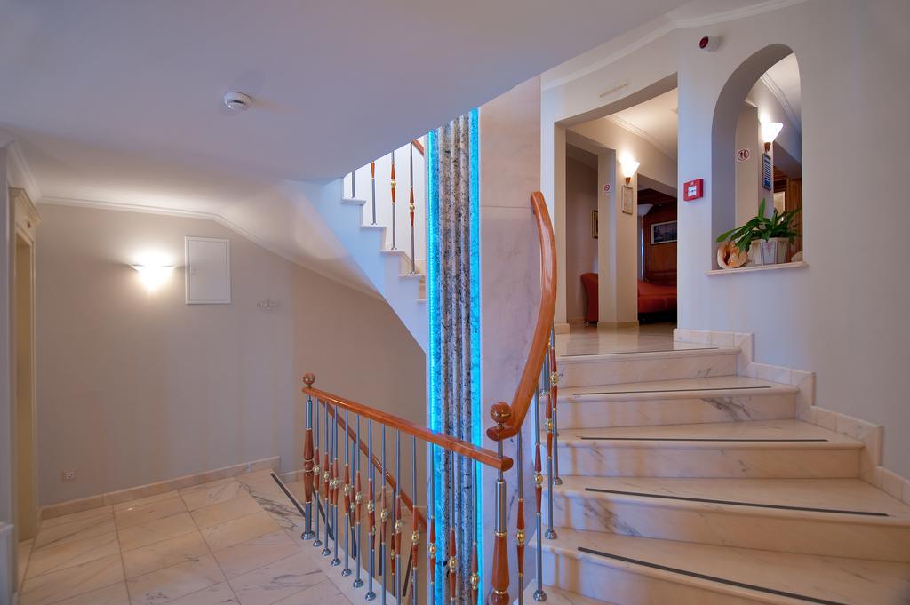Sunceva Postelja Hotel Brela